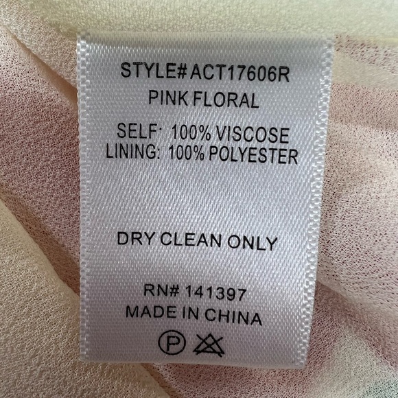 ASTR the Label Women's Nalda Top Floral Size Small Pink Puff Sleeve - Picture 6 of 12